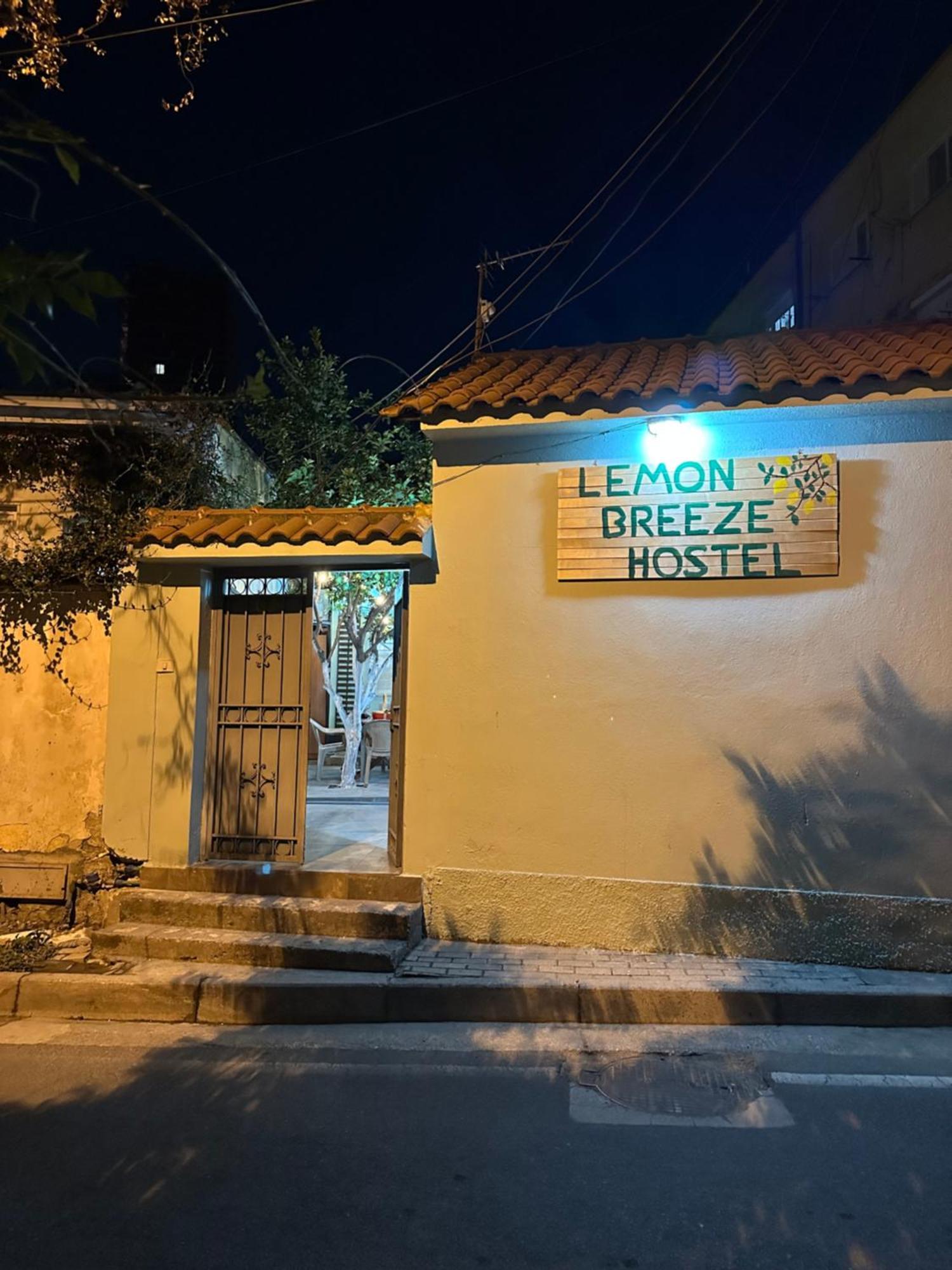 Tirana Lemon Breeze Hostel Bagian luar foto