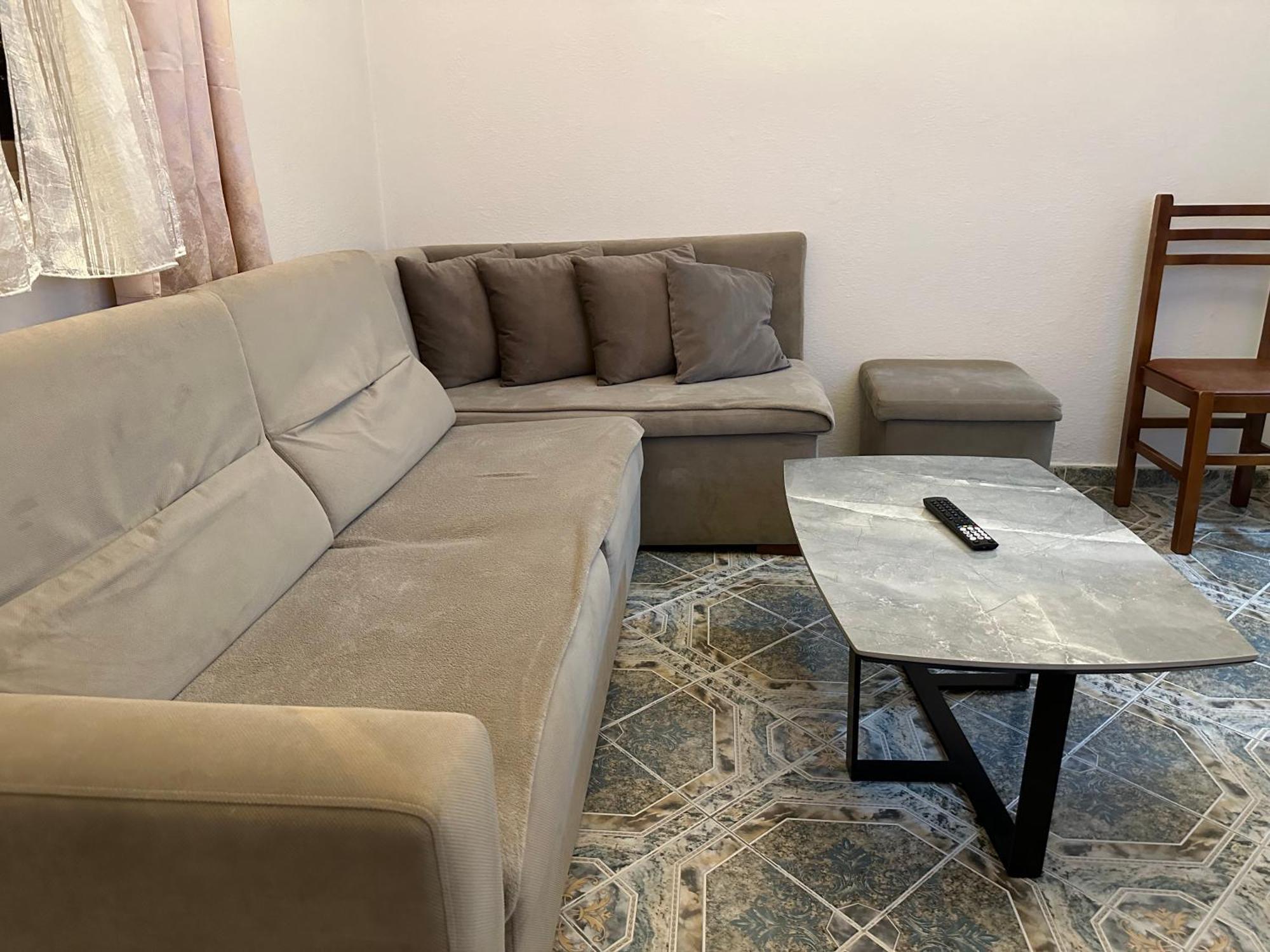 Tirana Lemon Breeze Hostel Bagian luar foto