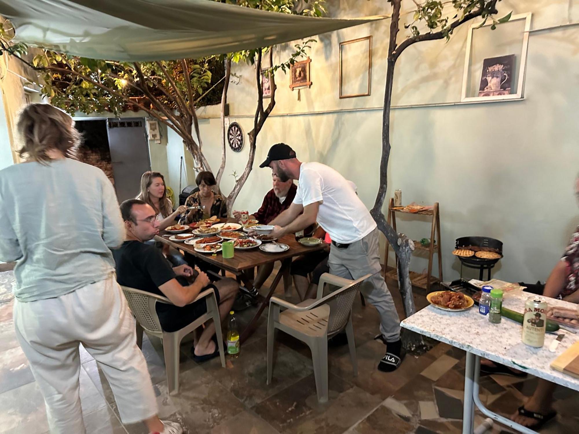 Tirana Lemon Breeze Hostel Bagian luar foto